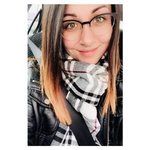 Meet your Posher, Sarah